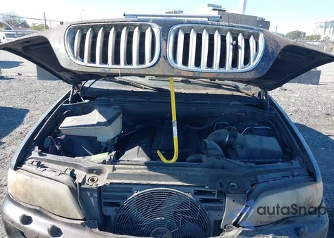 2005 BMW X5 3.0I из США, поврежденный, VIN 5UXFA13525LU48555